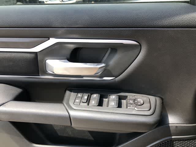 Thumbnail: 2026 RAM 1500 - 25