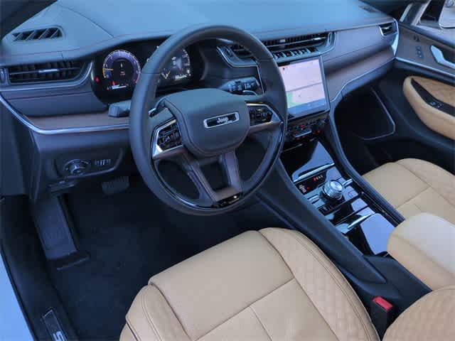 Thumbnail: 2025 Jeep Grand Cherokee - 10