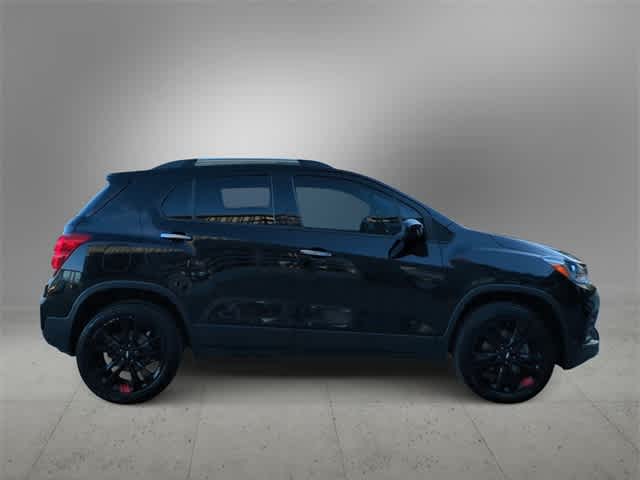Thumbnail: 2018 Chevrolet Trax - 9