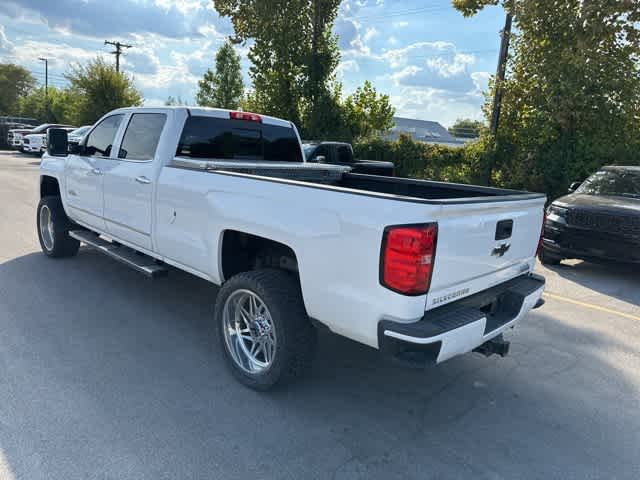 Thumbnail: 2019 Chevrolet Silverado 3500 - 18