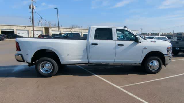 Thumbnail: 2026 RAM 3500 - 9