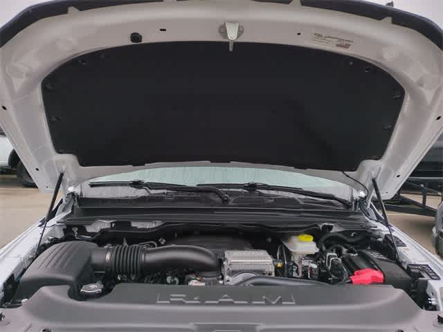 Thumbnail: 2026 RAM 1500 - 15