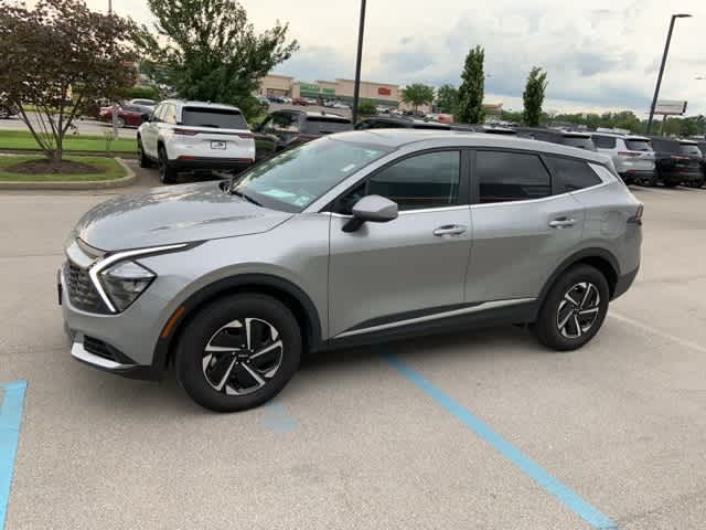 Thumbnail: 2023 Kia Sportage - 16