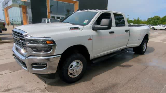 Thumbnail: 2026 RAM 3500 - 4