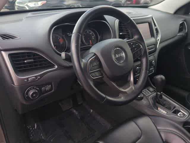 Thumbnail: 2019 Jeep Cherokee - 10