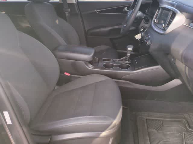 Thumbnail: 2020 Kia Sorento - 21