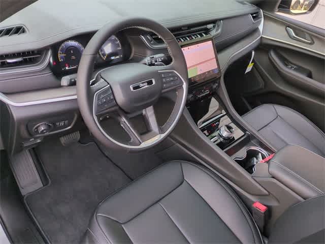 Thumbnail: 2025 Jeep Grand Cherokee L - 10