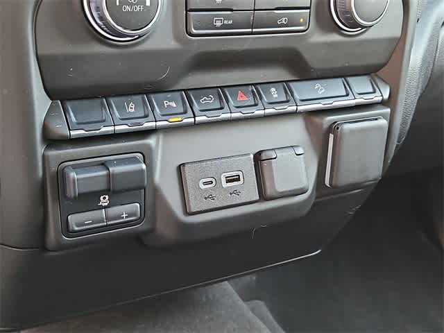 Thumbnail: 2025 Chevrolet Silverado 2500 - 31