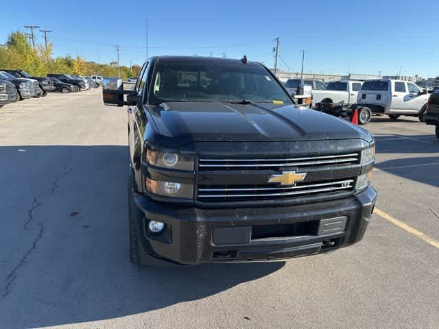 Thumbnail: 2016 Chevrolet Silverado 2500 - 30
