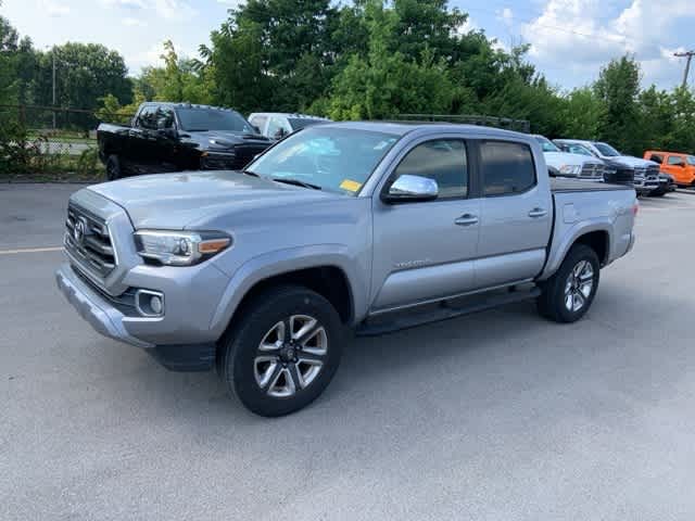 Thumbnail: 2017 Toyota Tacoma - 14