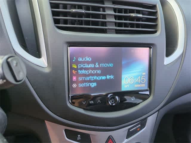 Thumbnail: 2015 Chevrolet Trax - 30