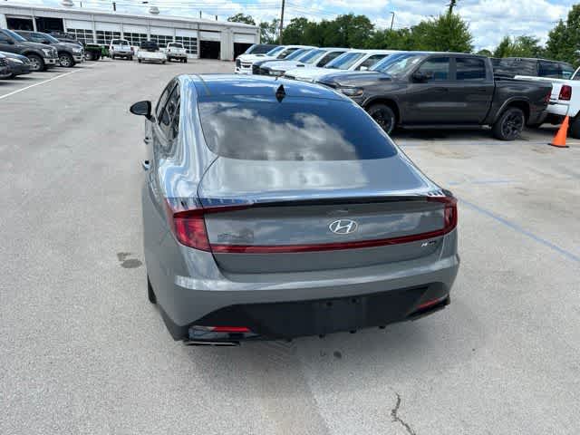 Thumbnail: 2022 Hyundai Sonata - 21