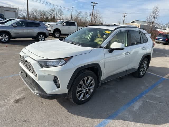 Thumbnail: 2019 Toyota RAV4 - 23