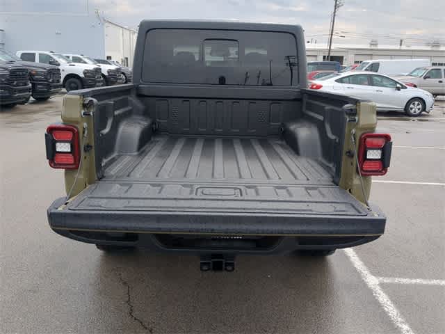 Thumbnail: 2026 Jeep Gladiator - 32