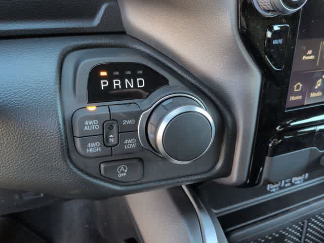 Thumbnail: 2026 RAM 1500 - 33