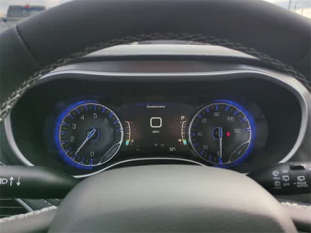 Thumbnail: 2026 Chrysler Pacifica - 34