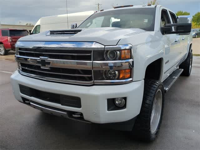 Thumbnail: 2019 Chevrolet Silverado 3500 - 11