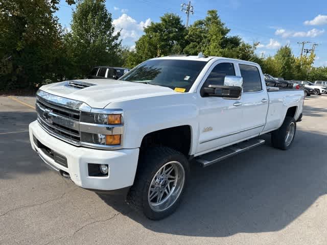 Thumbnail: 2019 Chevrolet Silverado 3500 - 14