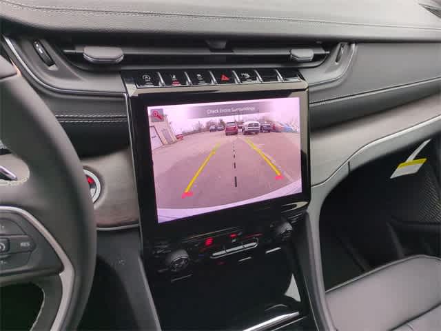 Thumbnail: 2025 Jeep Grand Cherokee - 30