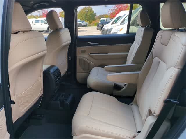 Thumbnail: 2025 Jeep Grand Cherokee L - 20