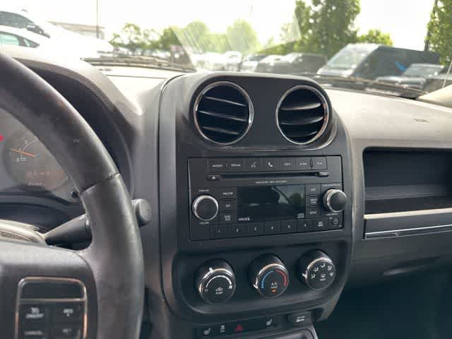 Thumbnail: 2014 Jeep Patriot - 8