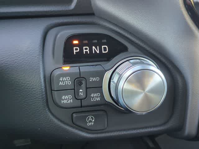 Thumbnail: 2026 RAM 1500 - 33