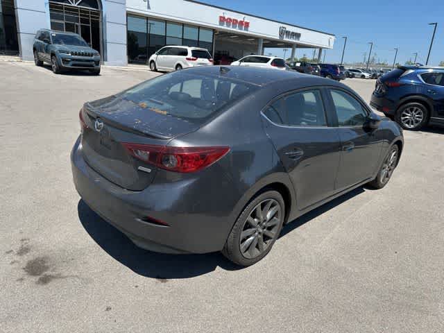 Thumbnail: 2018 Mazda Mazda3 - 17