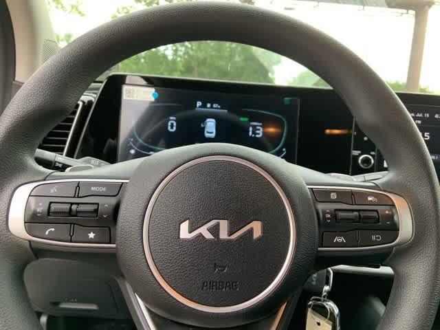 Thumbnail: 2023 Kia Sportage - 10