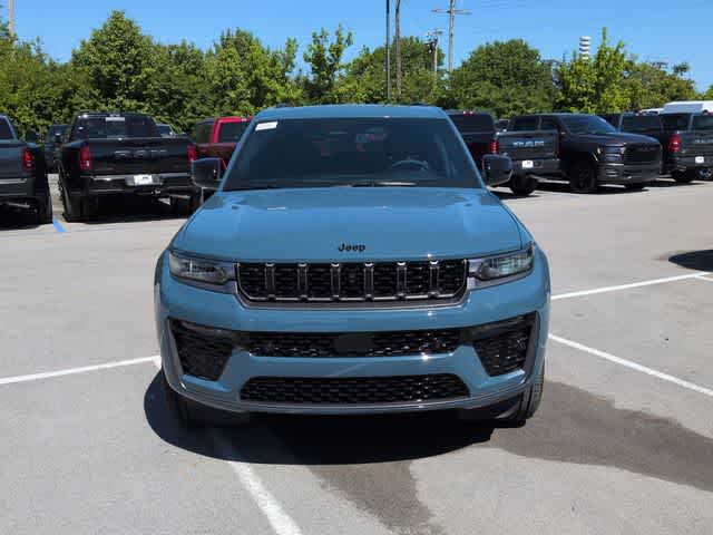 Thumbnail: 2026 Jeep Grand Cherokee - 3