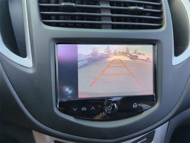 Thumbnail: 2015 Chevrolet Trax - 31