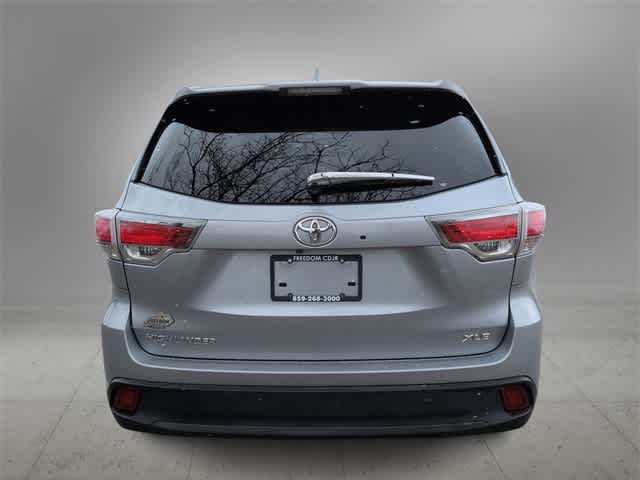 Thumbnail: 2014 Toyota Highlander - 7
