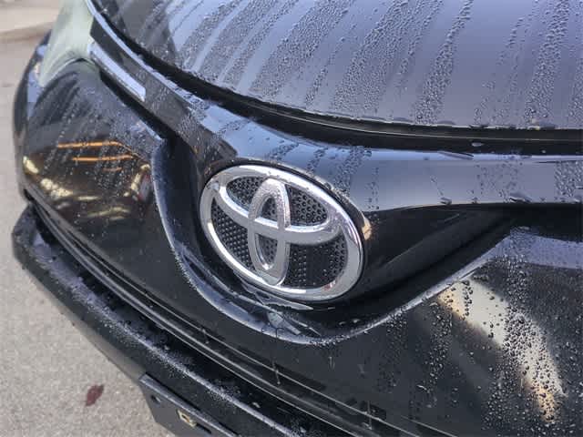 Thumbnail: 2016 Toyota RAV4 - 12