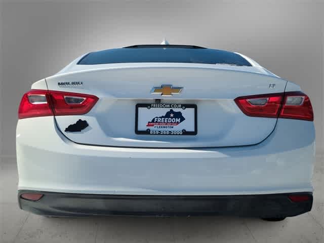 Thumbnail: 2017 Chevrolet Malibu - 7