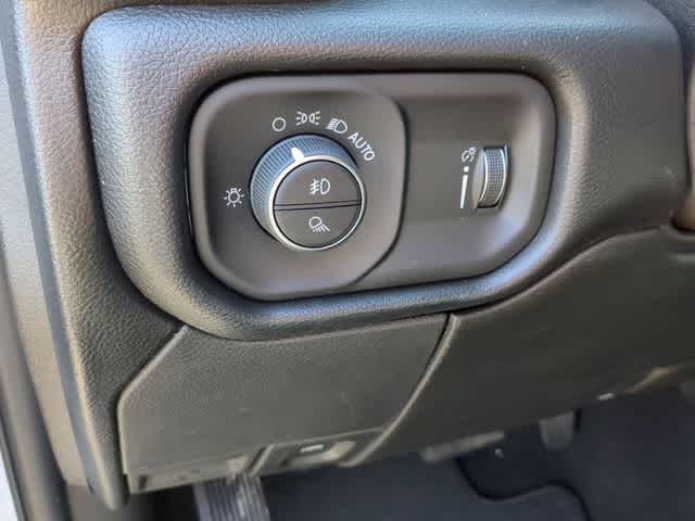 Thumbnail: 2026 RAM 3500 - 18