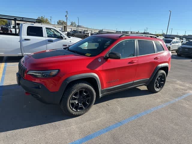 Thumbnail: 2019 Jeep Cherokee - 11
