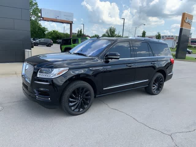 Thumbnail: 2020 Lincoln Navigator - 19