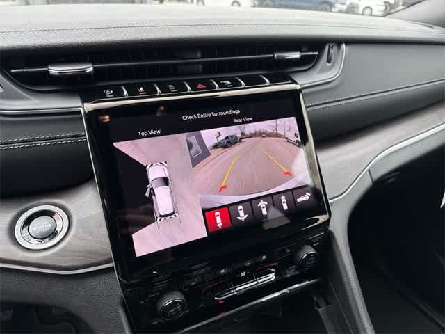 Thumbnail: 2025 Jeep Grand Cherokee L - 32