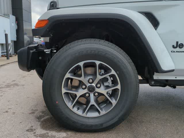 Thumbnail: 2025 Jeep Gladiator - 13