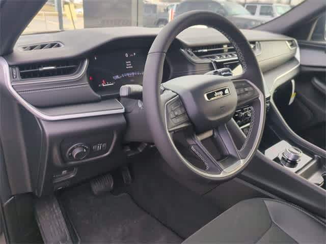 Thumbnail: 2025 Jeep Grand Cherokee - 10