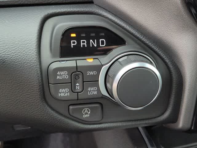 Thumbnail: 2026 RAM 1500 - 33