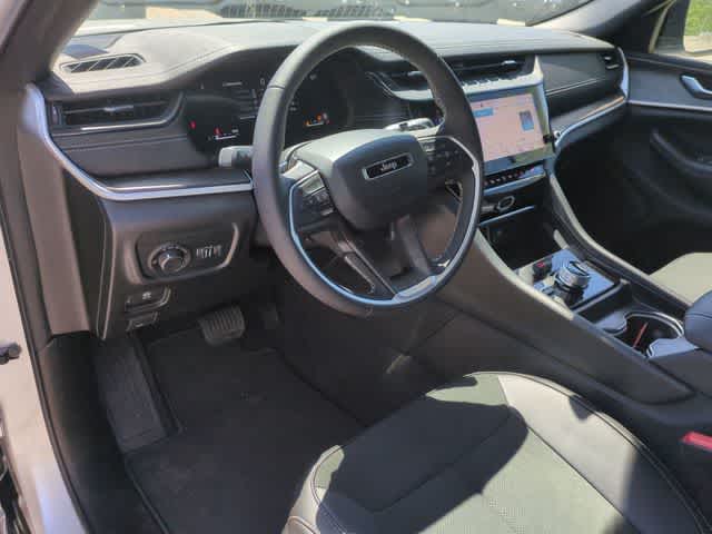 Thumbnail: 2026 Jeep Grand Cherokee - 10