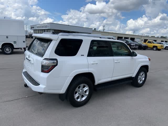 Thumbnail: 2015 Toyota 4Runner - 26