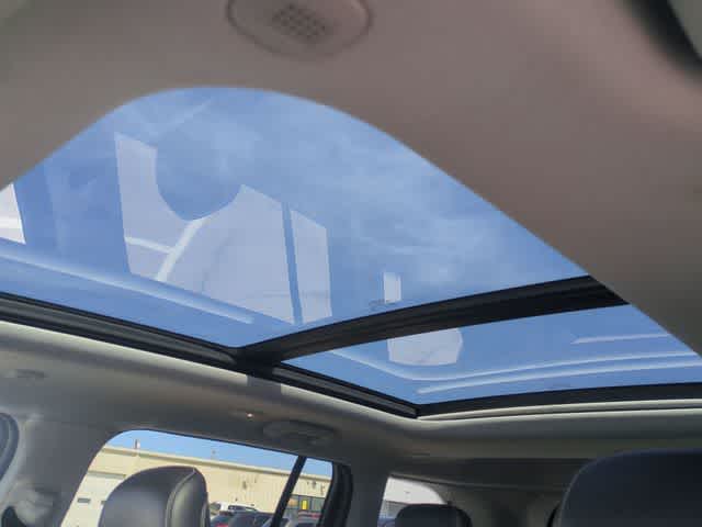 Thumbnail: 2022 Jeep Grand Cherokee - 20