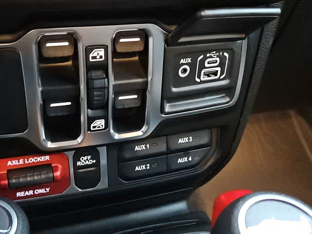 Thumbnail: 2026 Jeep Wrangler - 31