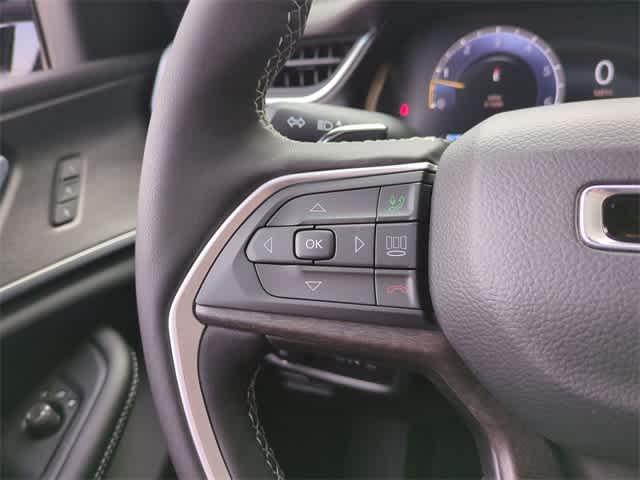 Thumbnail: 2025 Jeep Grand Cherokee L - 25