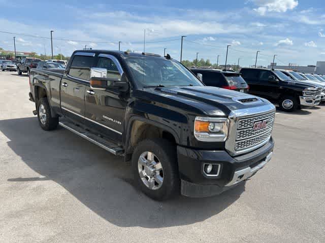 Thumbnail: 2019 GMC Sierra 3500 - 22