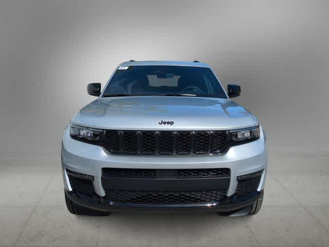 Thumbnail: 2025 Jeep Grand Cherokee L - 3