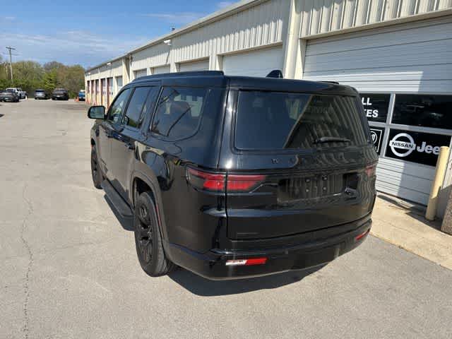 Thumbnail: 2023 Jeep Wagoneer - 18