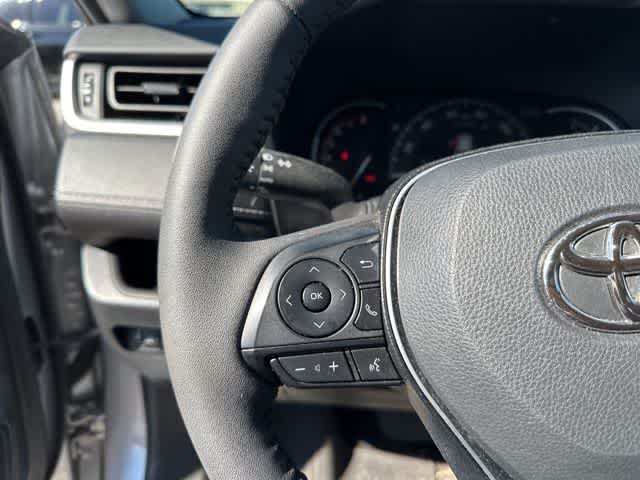 Thumbnail: 2023 Toyota RAV4 - 11