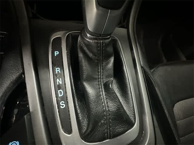 2015 Ford Edge SE 22